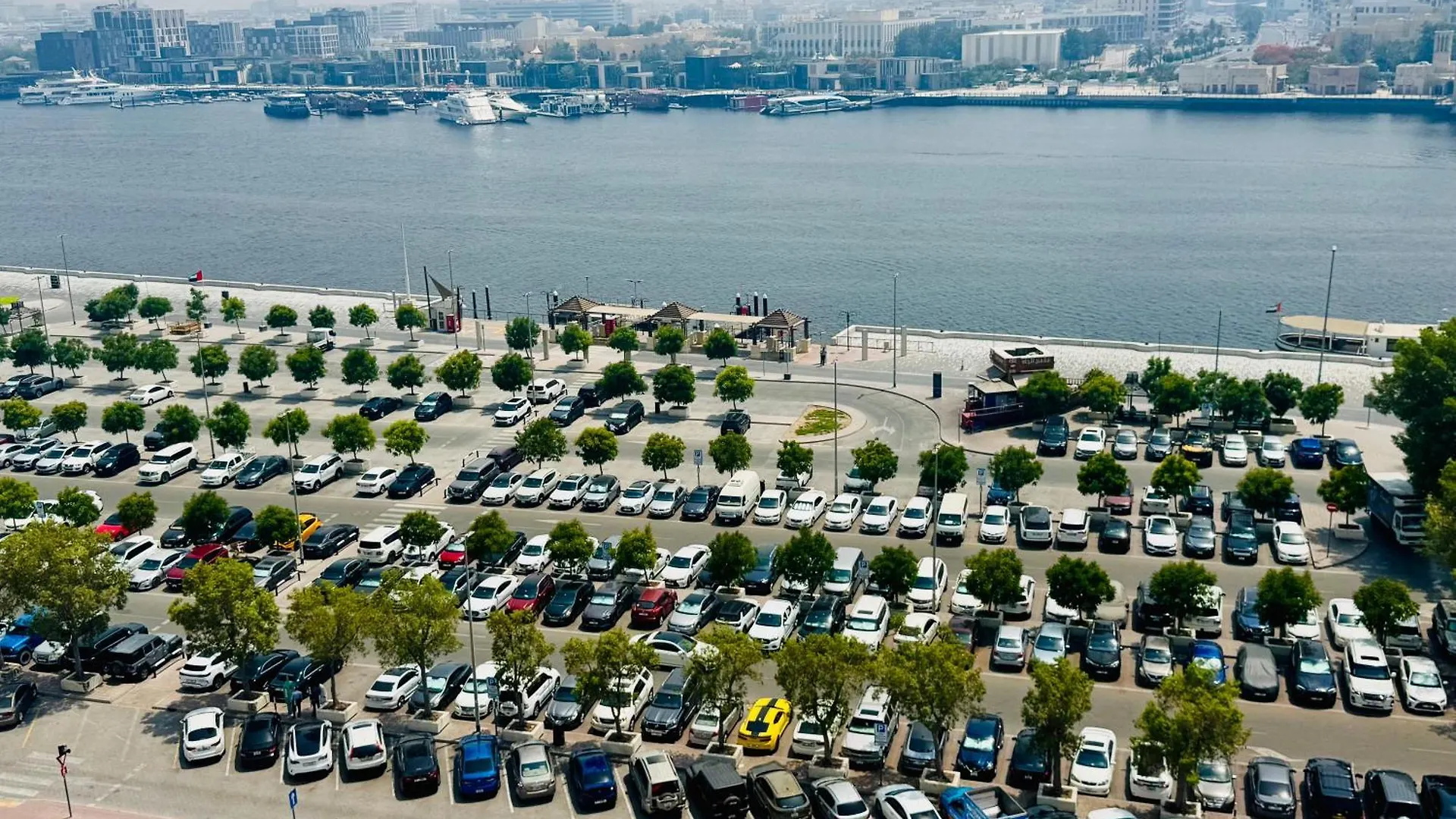 Wow Amazing Burjkhalifa,Sea,Sunset,Ship,Park View,3Bhk Furnished Apartment-16 Guest,Airport,Metro,Mall,Golf,Bus,Park,Ship Tour Near - Flat 101 Dubaj Apartman