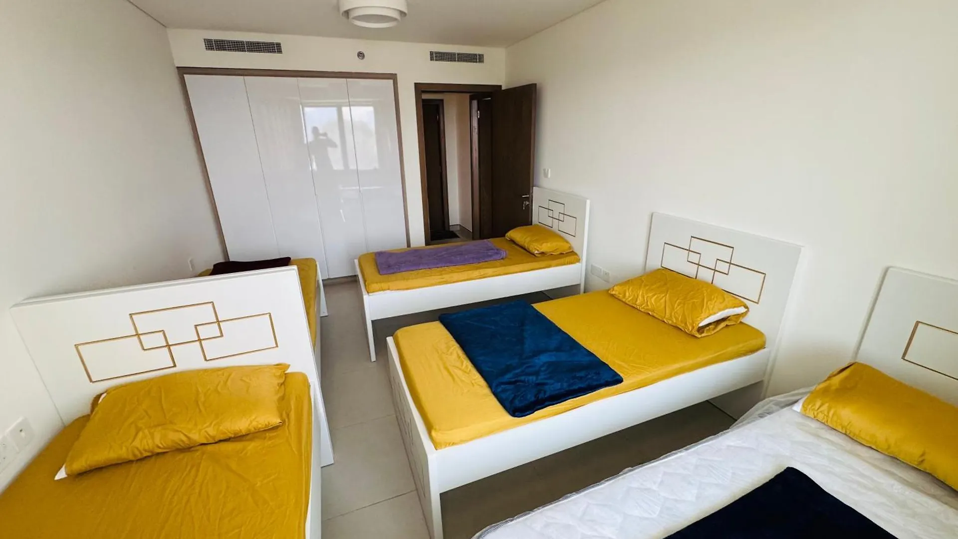 Wow Amazing Burjkhalifa,Sea,Sunset,Ship,Park View,3Bhk Furnished Apartment-16 Guest,Airport,Metro,Mall,Golf,Bus,Park,Ship Tour Near - Flat 101 Dubaj