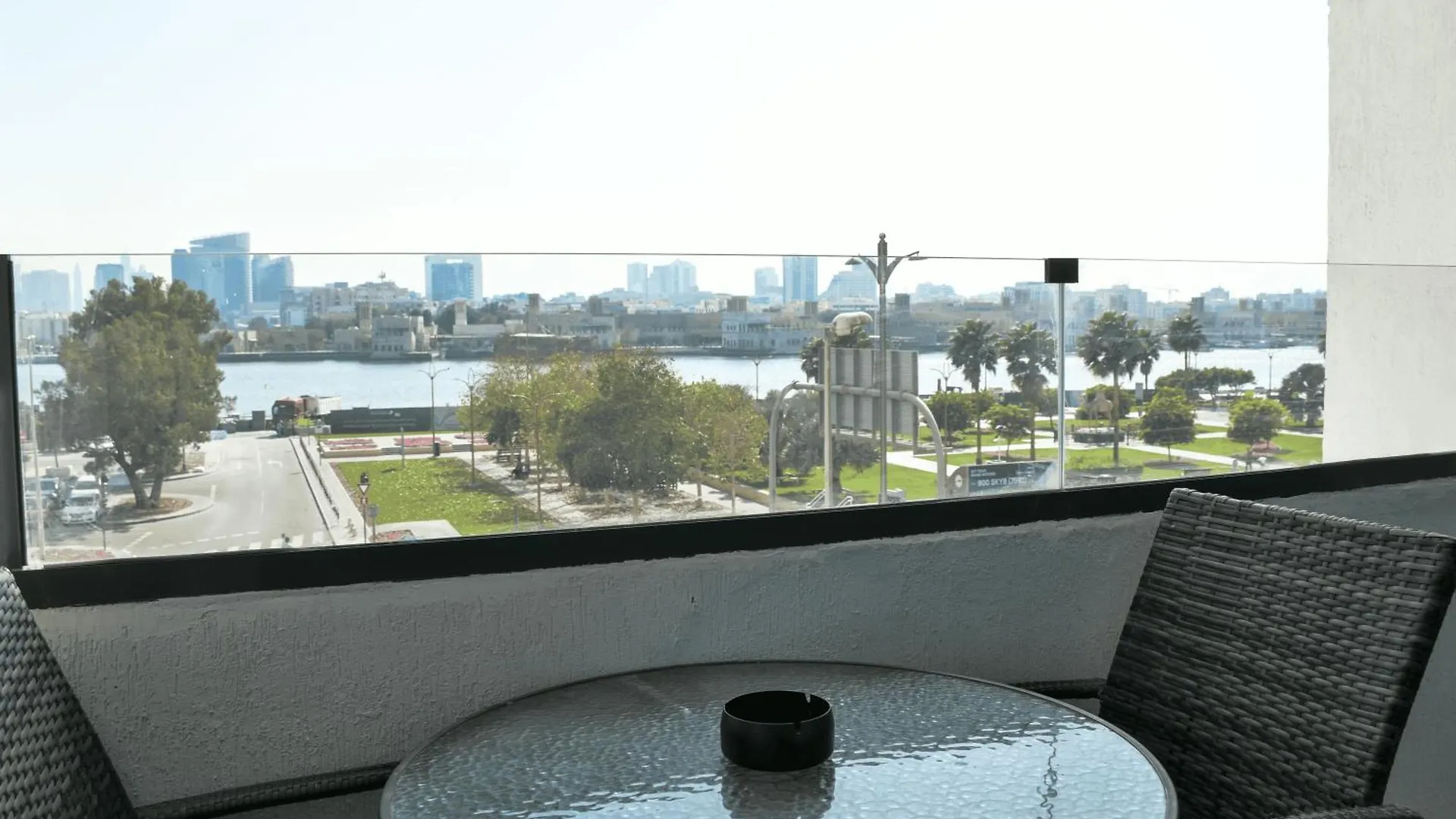 Wow Amazing Burjkhalifa,Sea,Sunset,Ship,Park View,3Bhk Furnished Apartment-16 Guest,Airport,Metro,Mall,Golf,Bus,Park,Ship Tour Near - Flat 101 Dubaj 0*,  Egyesült Arab Emírségek
