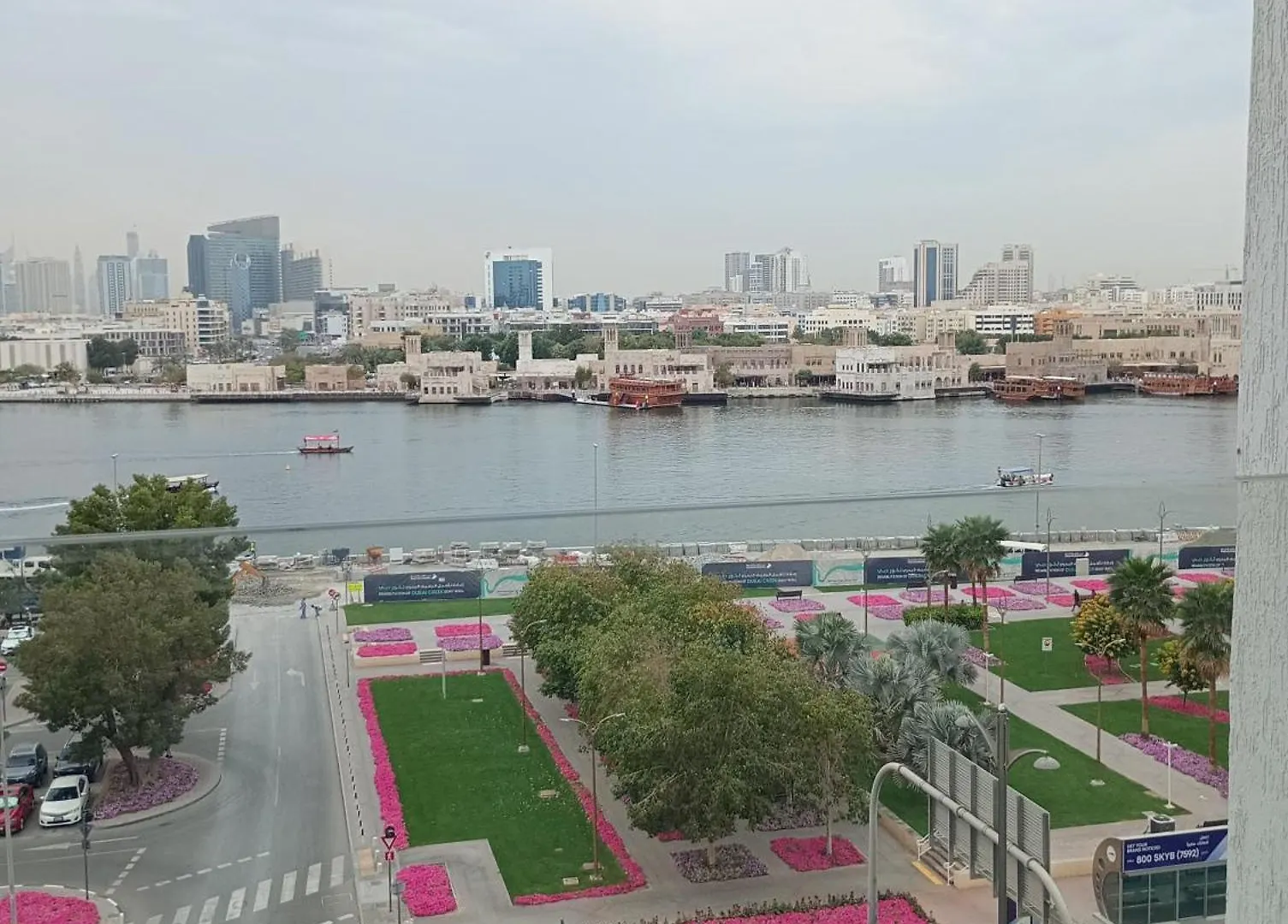 Wow Amazing Burjkhalifa,Sea,Sunset,Ship,Park View,3Bhk Furnished Apartment-16 Guest,Airport,Metro,Mall,Golf,Bus,Park,Ship Tour Near - Flat 101 Dubaj Apartman
